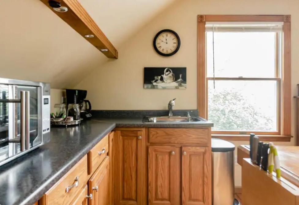 Carriage House Hideaway In Center Of Честъртаун Екстериор снимка